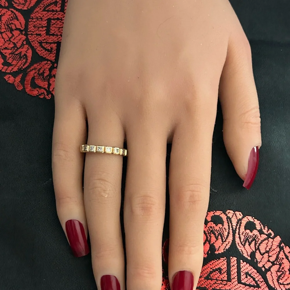 Elegant Gold Women's‎ Ring